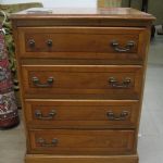433 3310 CHEST OF DRAWERS